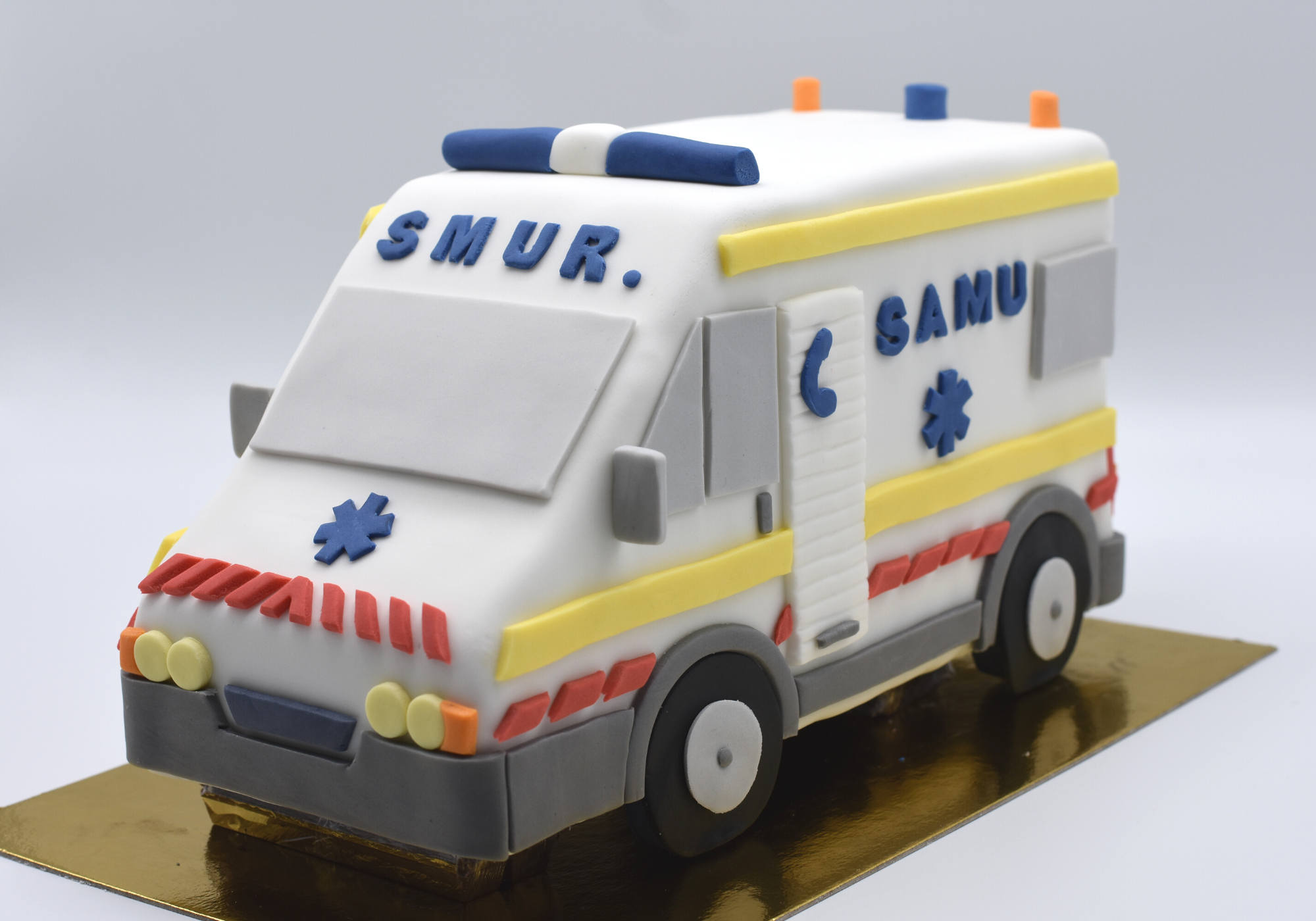 ambulance_cake_ogoodubo