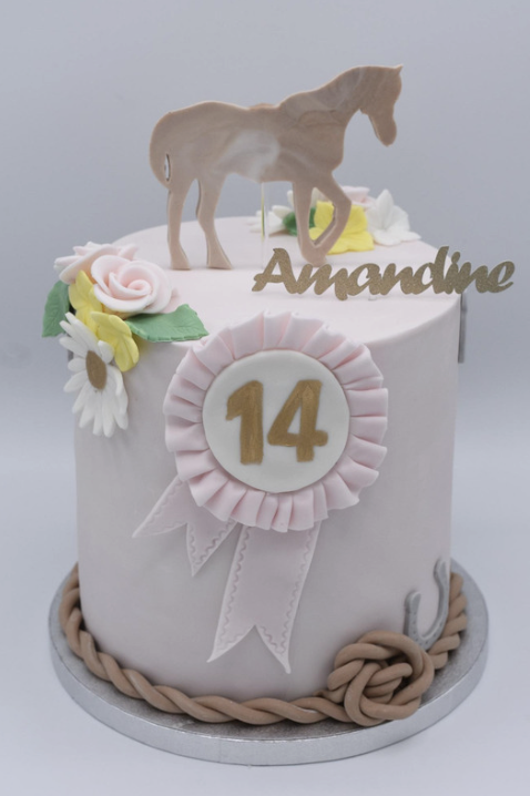 cake design cheval