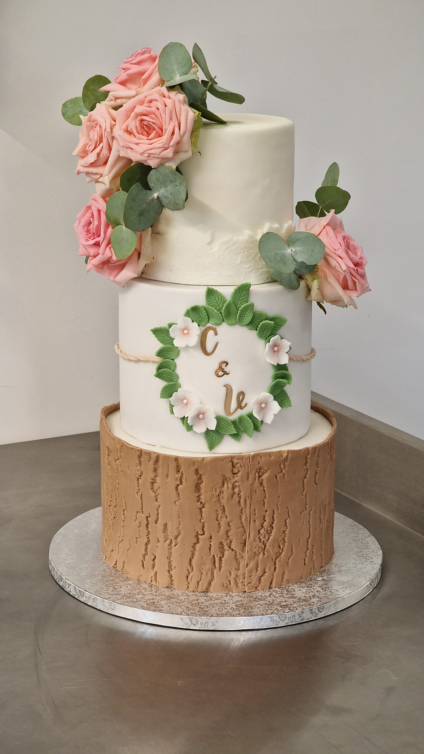 wedding cake ogoodubo wedding cake ogoodubo